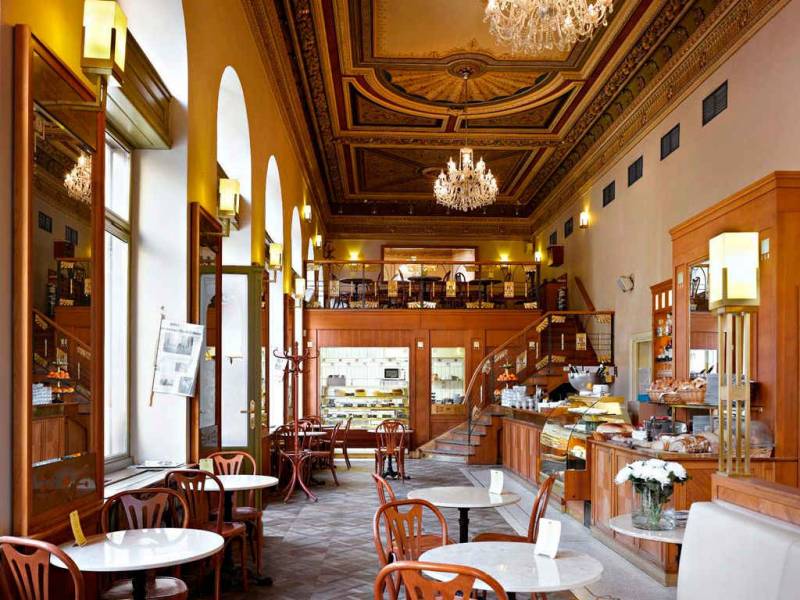 Café Savoy - interiér