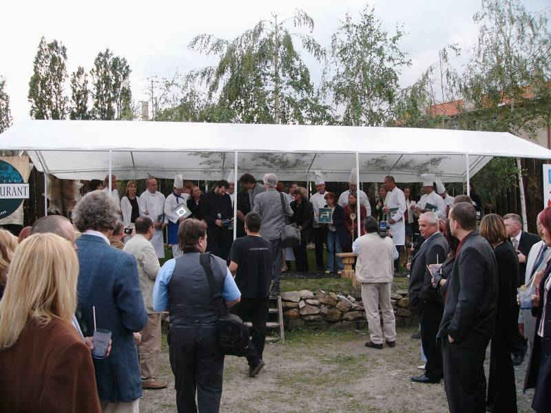 Vyhlášení Grand Restaurant 2004 – Tvrz Dřevčice 15