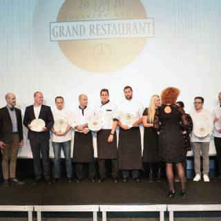 Vyhlášení Grand Restaurant 2020 – Showroom Mercedes-benz 16