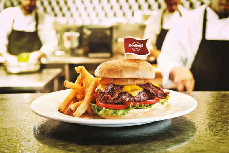 Hard Rock Cafe - Legendary Burger